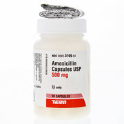 Amoxicillin 500mg capsules for bacterial infection treatment, widely used antibiotic in healthcare settings.